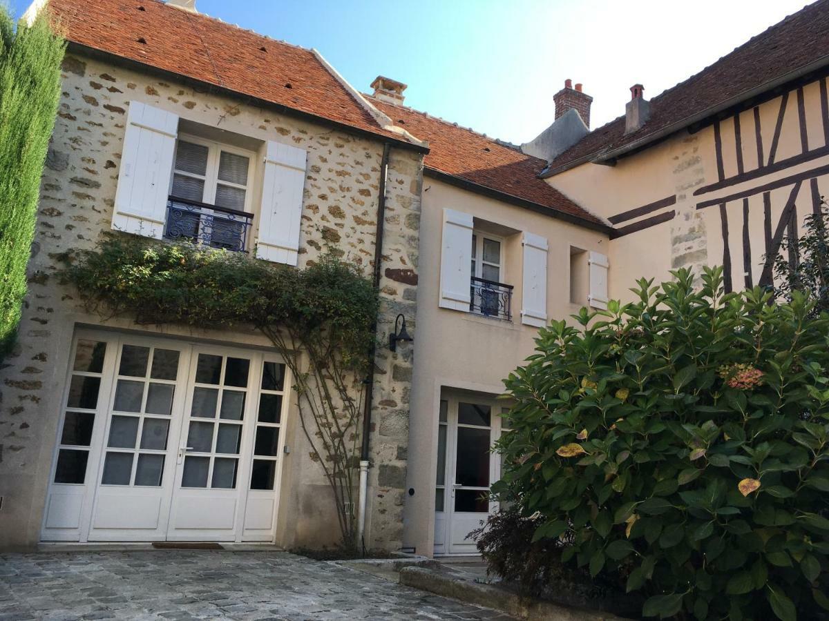 La Maison D'Emilie - Chambres D'Hotes Chaumes-en-Brie Exterior photo