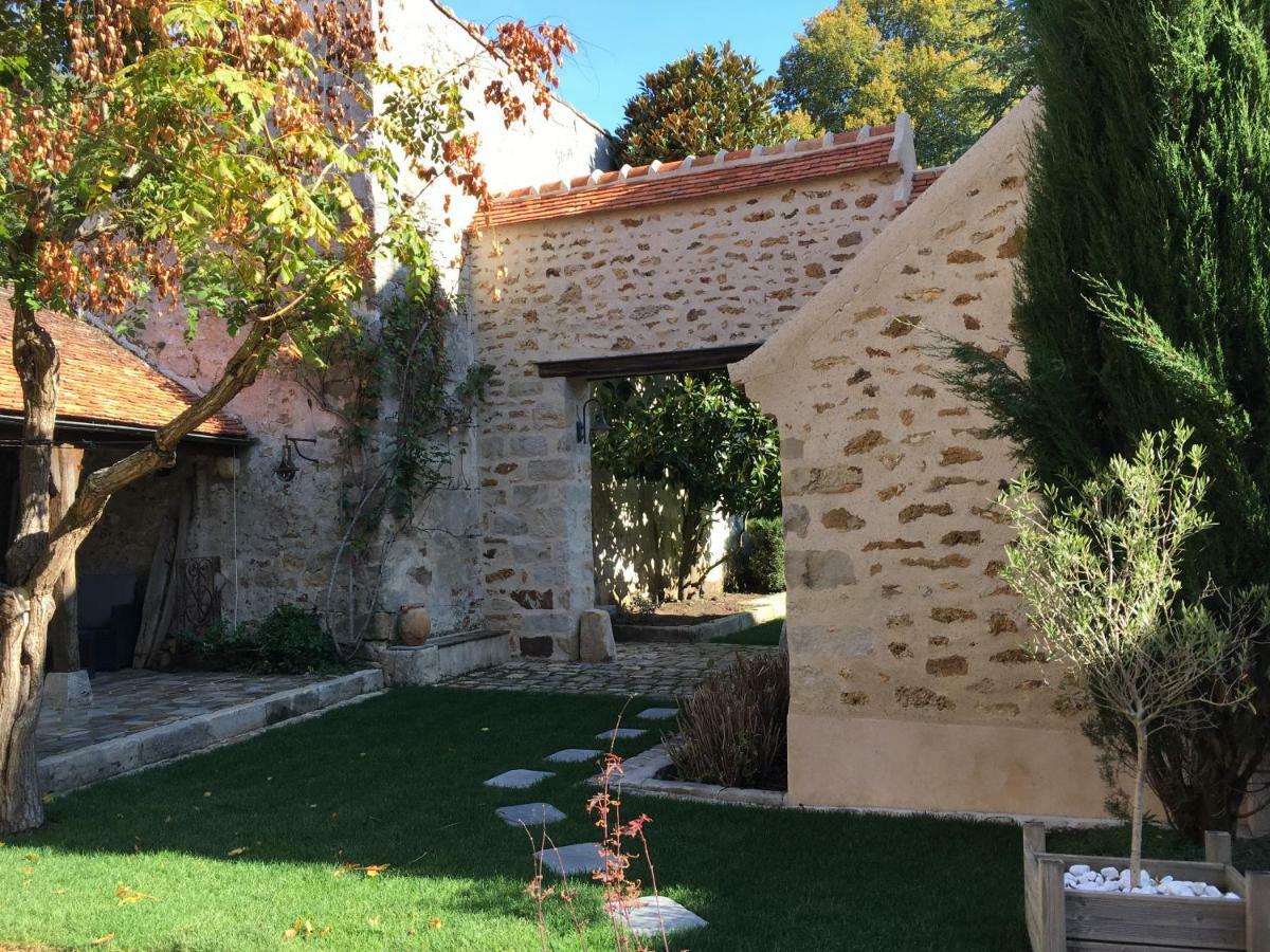 La Maison D'Emilie - Chambres D'Hotes Chaumes-en-Brie Exterior photo